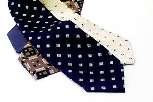 2025年最新！Tシャツデザイン成功の秘訣と人気を集めるデザインアイデア