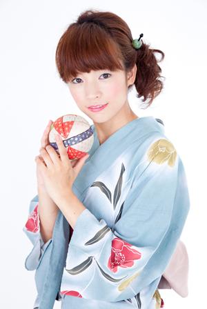 ボルコムのレディースアイテムが豊富です